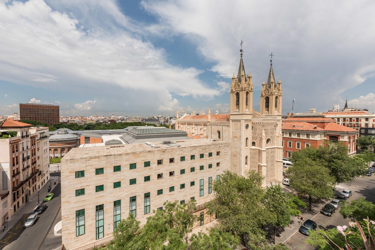 Los Jeronimos Madryt Zewnętrze zdjęcie
